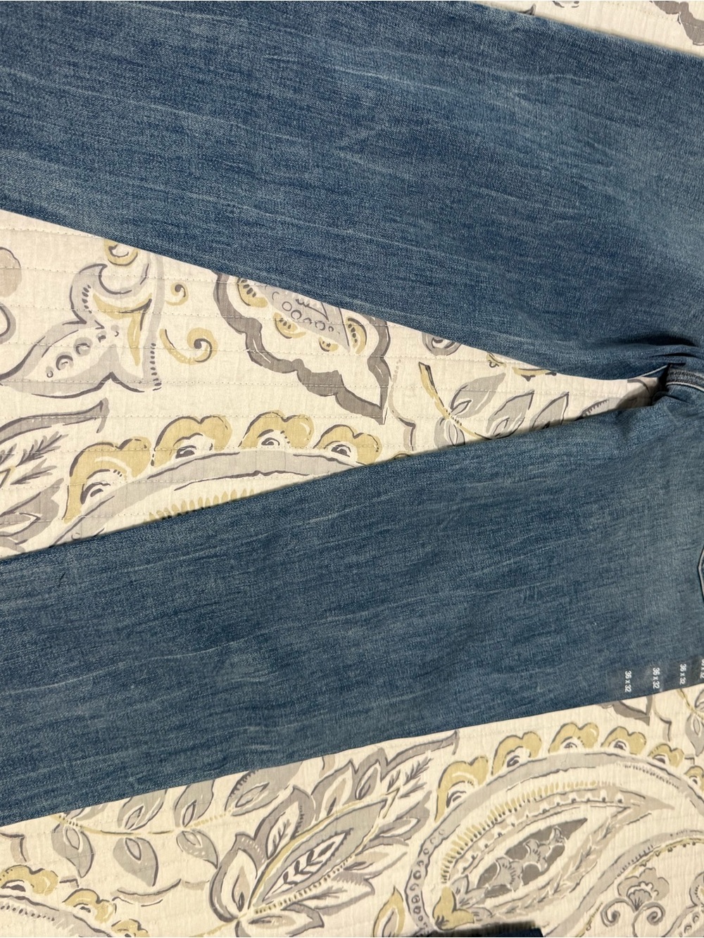 Men’s Express jeans - Picture 2 of 5